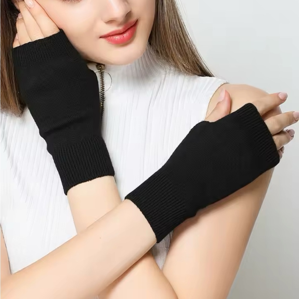 Cashmere Blend Fingerless Mittens | Cute Cozy Winter Gloves | NWT Gift 💝